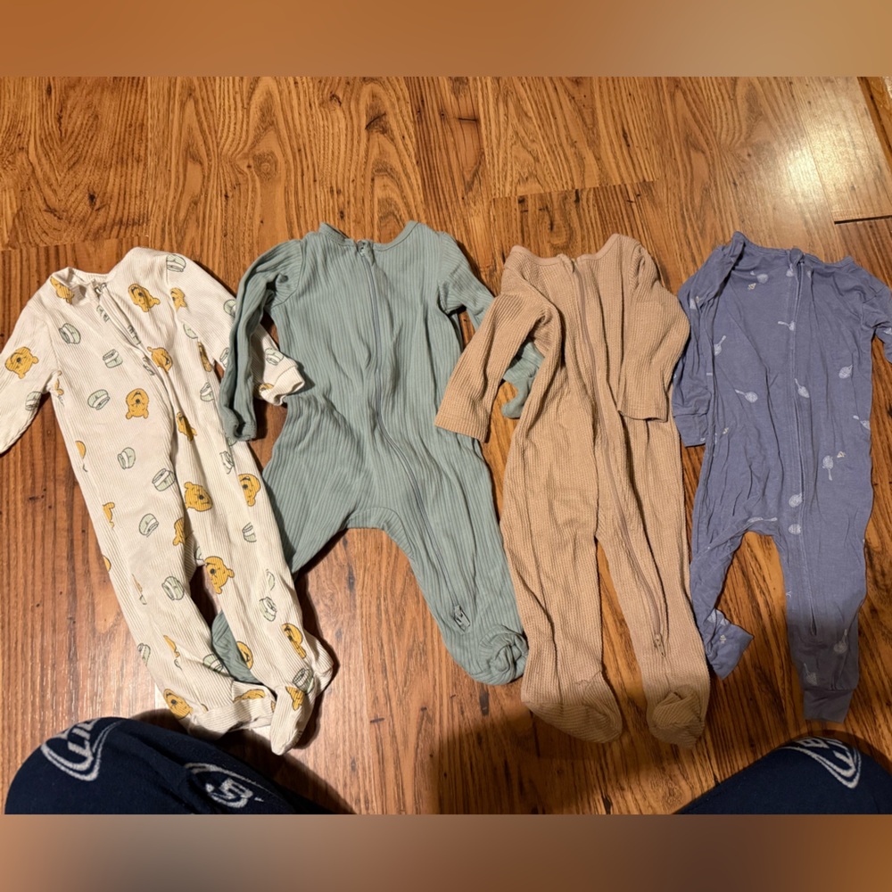 Baby bundle - Picture 2 of 2